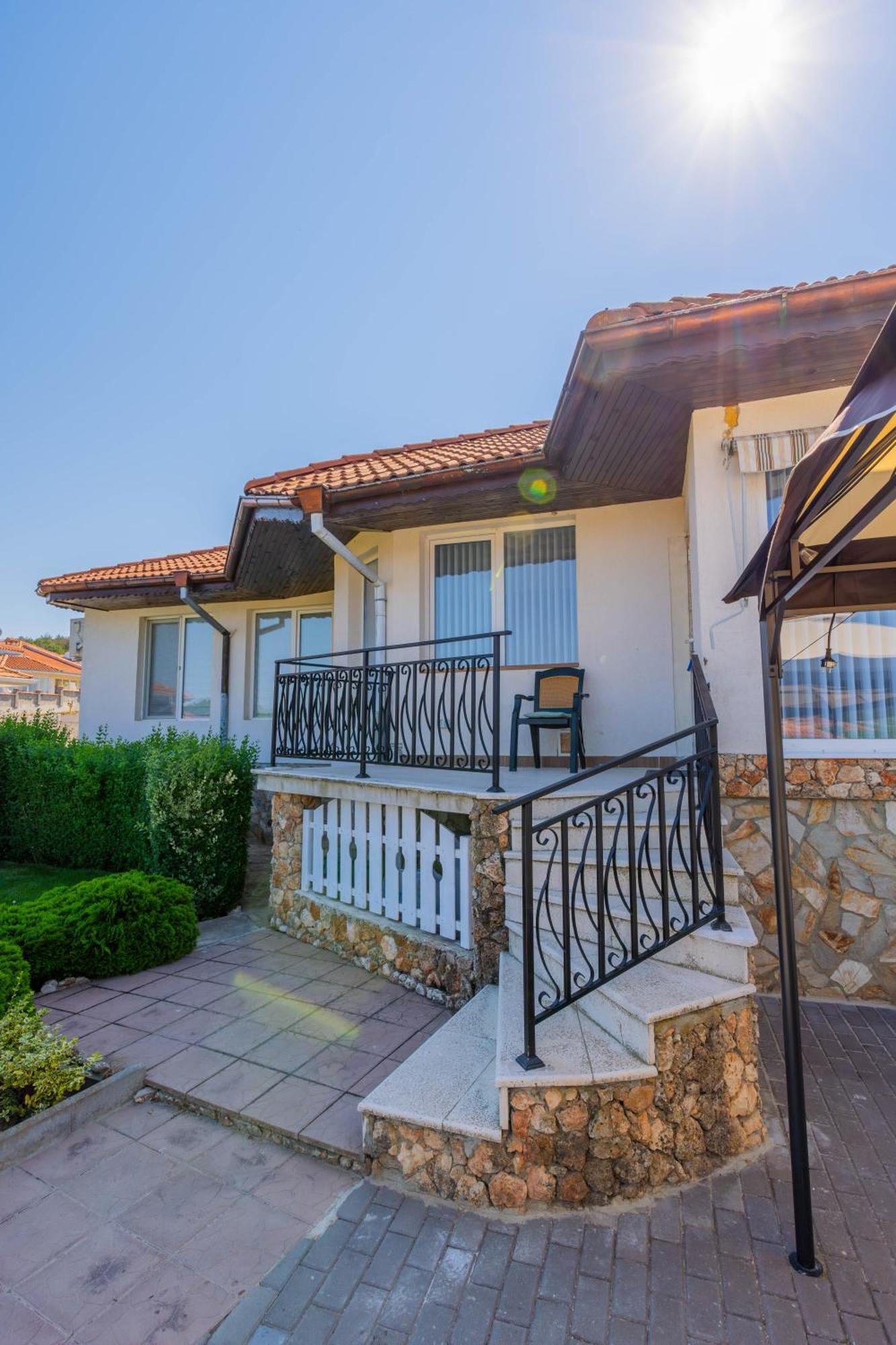Geranium Holliday Villas Obrochishte المظهر الخارجي الصورة