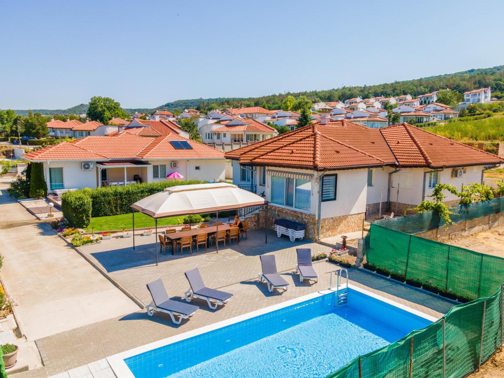 Geranium Holliday Villas Obrochishte المظهر الخارجي الصورة